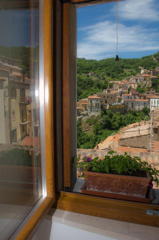קסטלמצאנו B&B La Perla Nelle Dolomiti מראה חיצוני תמונה