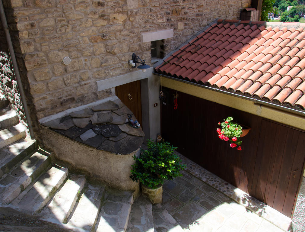 קסטלמצאנו B&B La Perla Nelle Dolomiti מראה חיצוני תמונה
